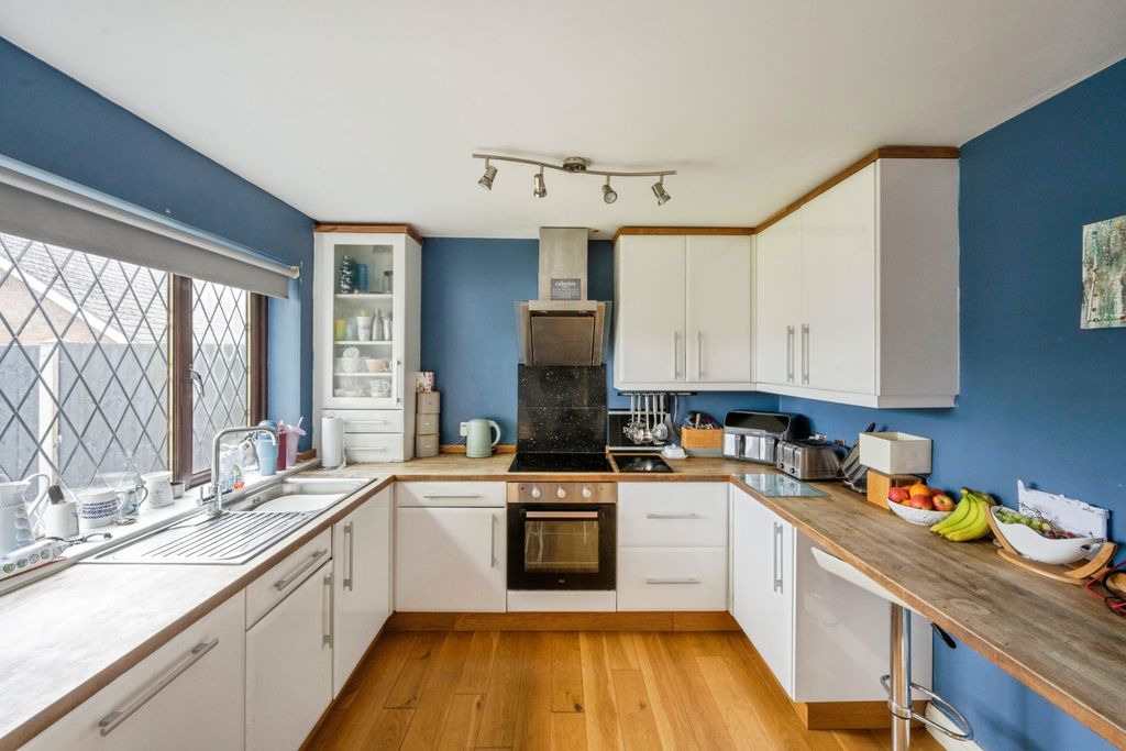 Property photo 1 of 15 Kitchen