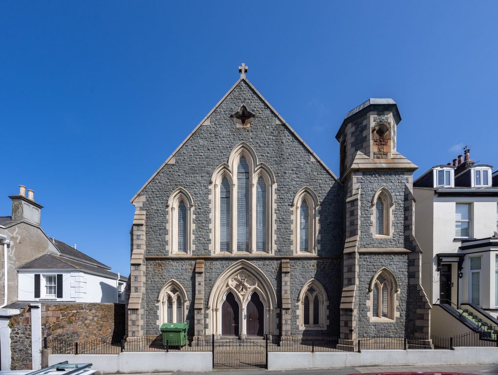 Property photo 1 of 19