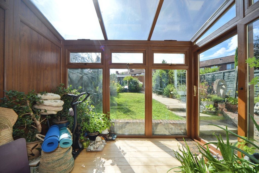 Property photo 3 of 16 Photo