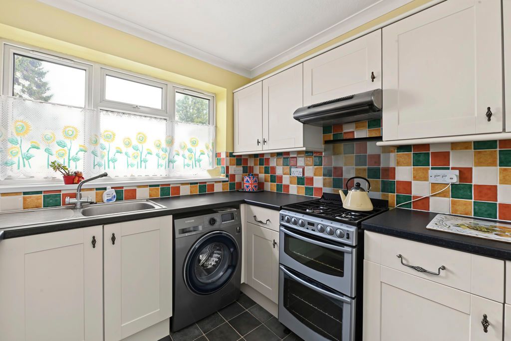 Property photo 3 of 13 Photo 6