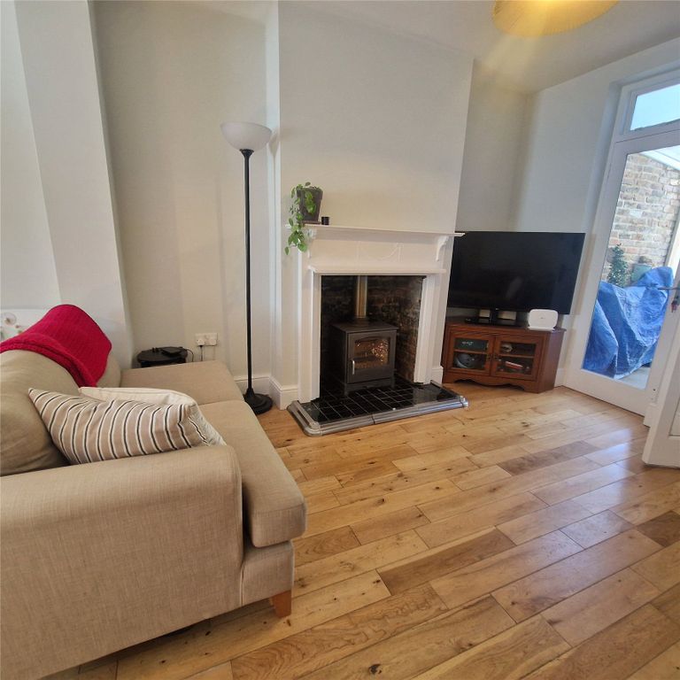 Property photo 2 of 15 Picture No. 04