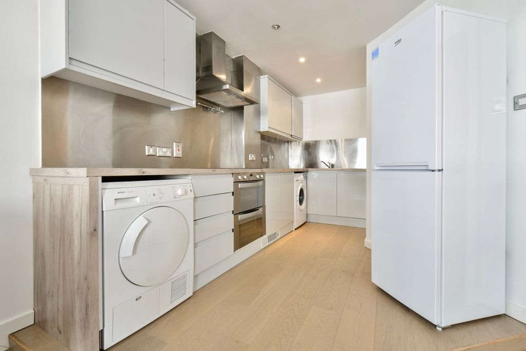 Property photo 2 of 10 Jpg