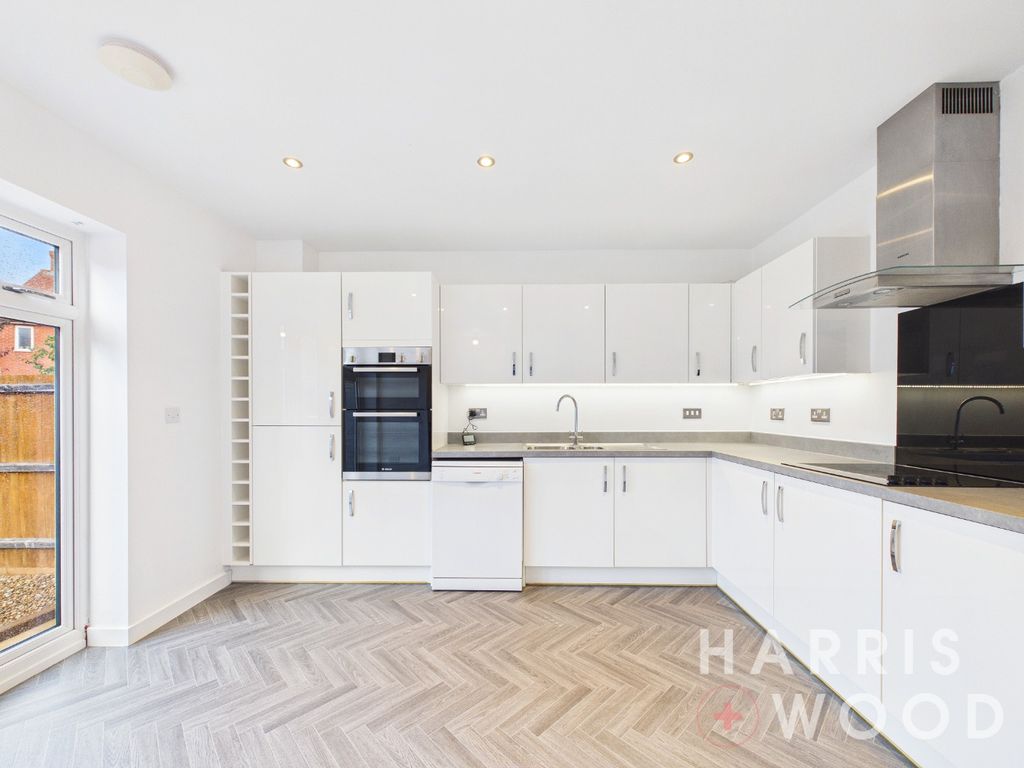 Property photo 2 of 38 5167972