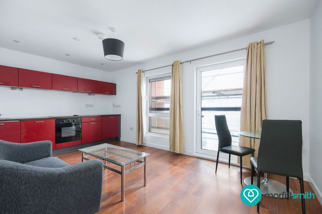 Property photo 3 of 12