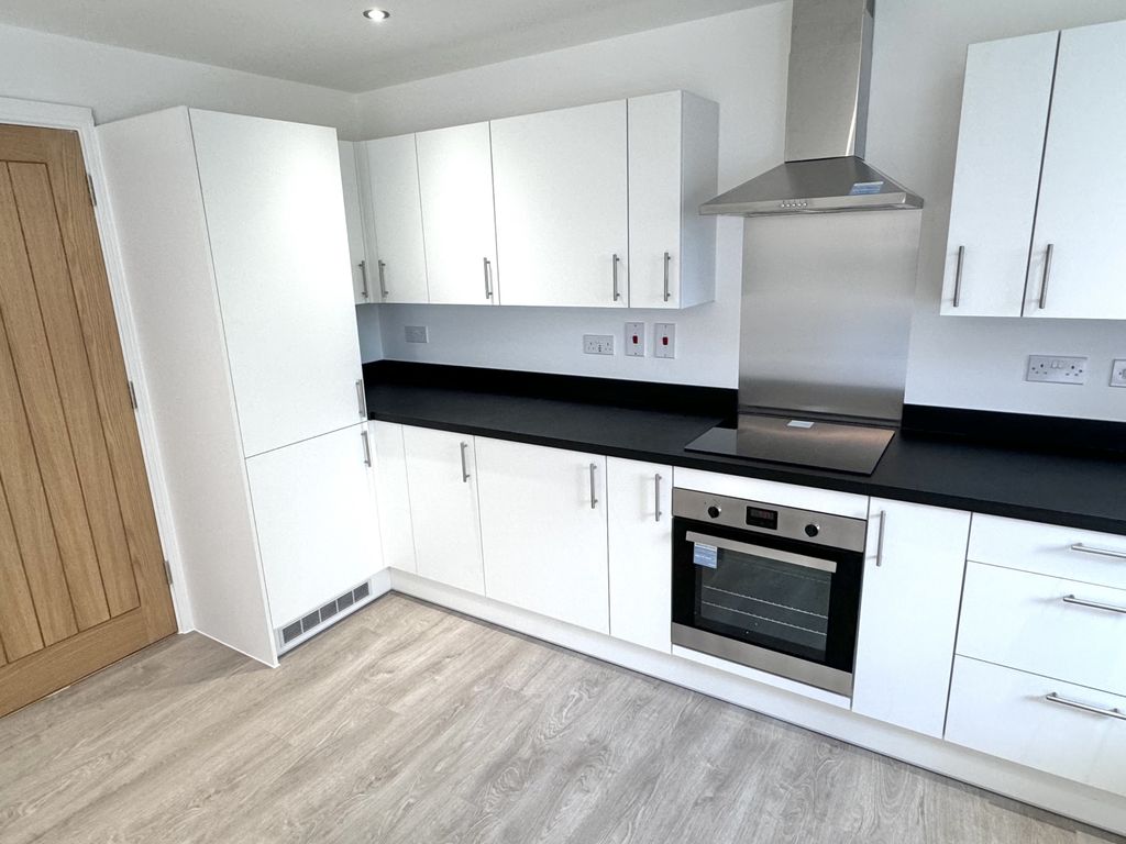 Property photo 3 of 13 Img_1315