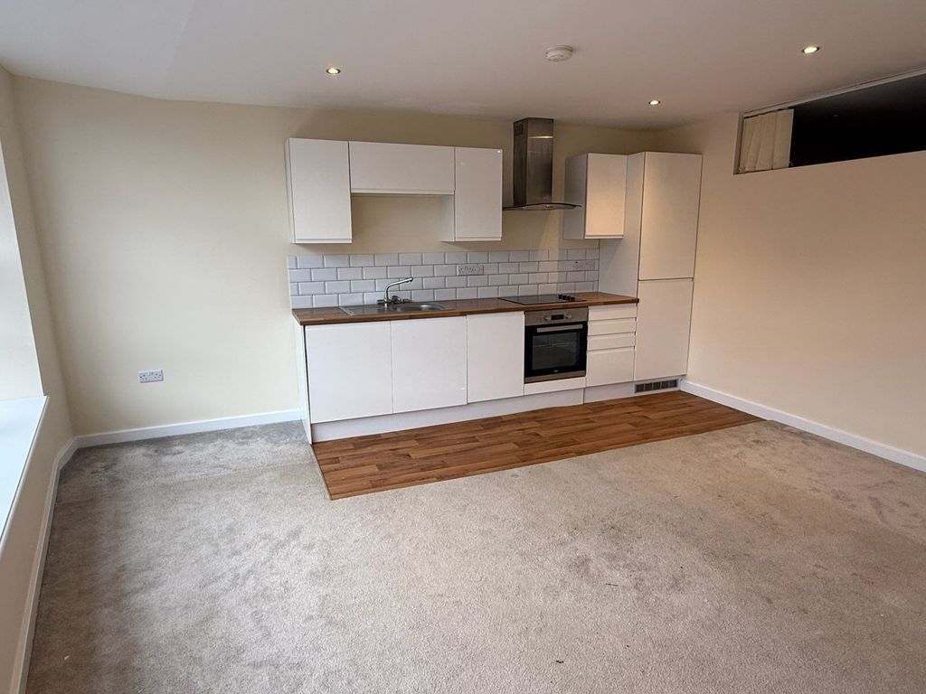 Property photo 3 of 7 11