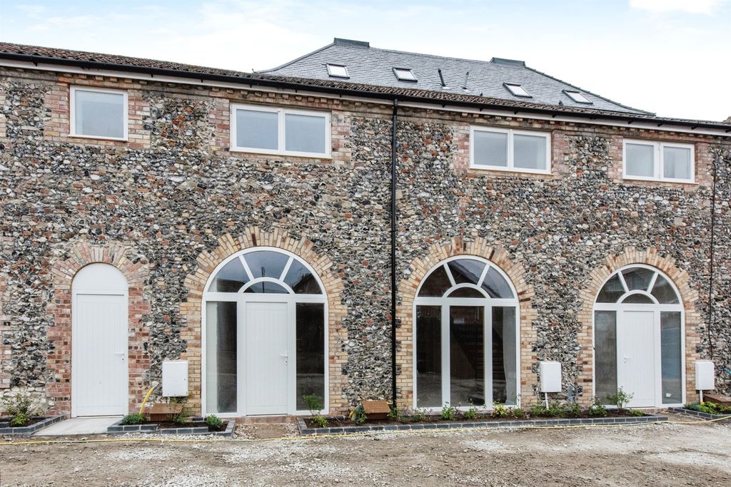 Property photo 1 of 11 Image