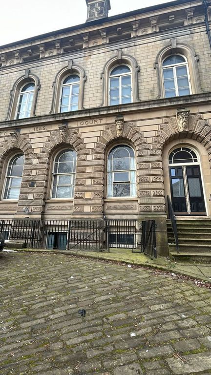 Property photo 1 of 7