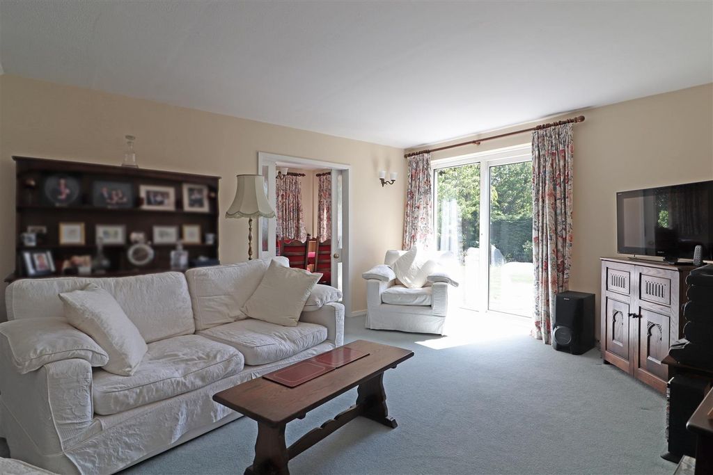 Property photo 3 of 20