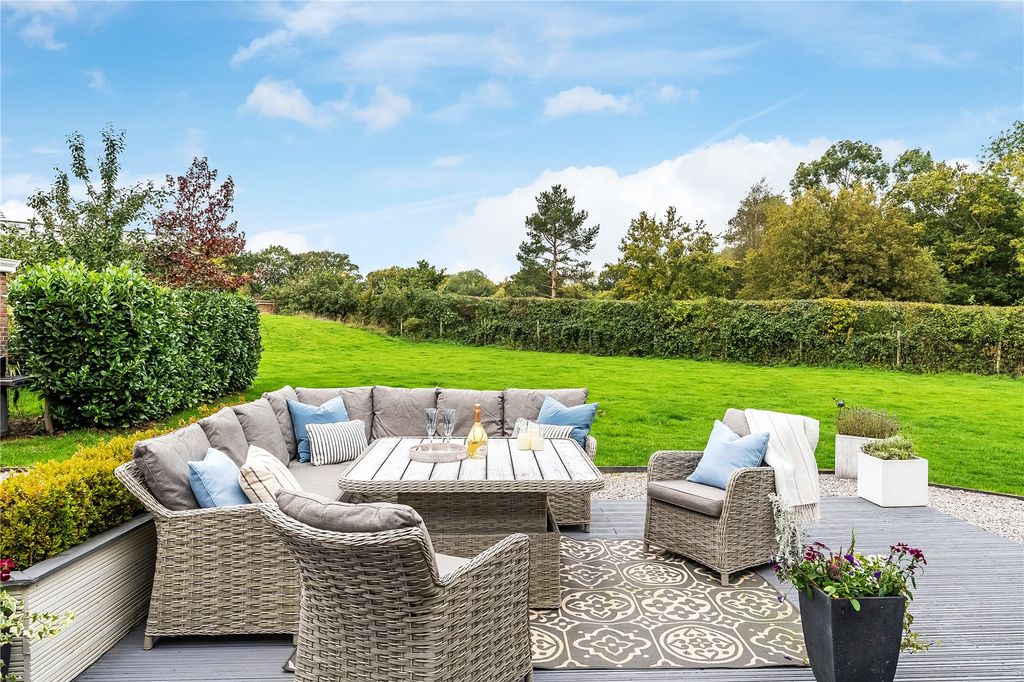 Property photo 3 of 31 Picture No. 35