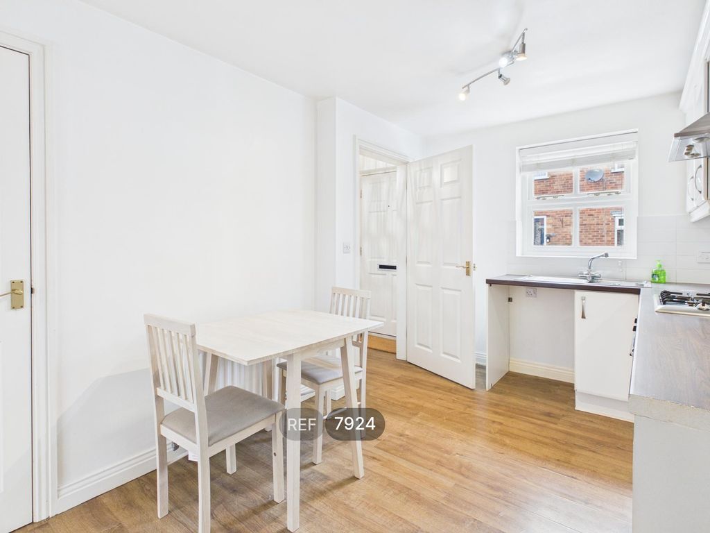 Property photo 2 of 22 Kitchen