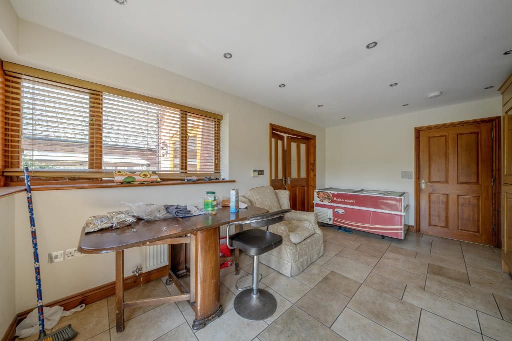 Property photo 3 of 25 Internal