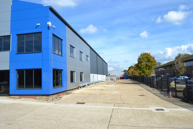 Property photo 2 of 10