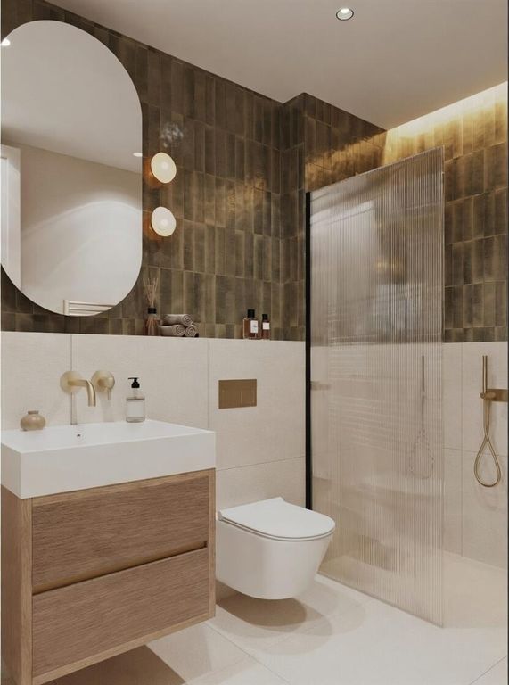 Property photo 3 of 8 Bathroom.Png