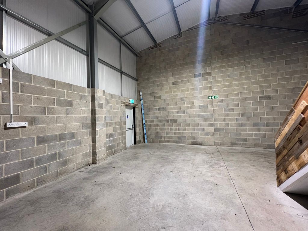 Property photo 3 of 12 Photo 12