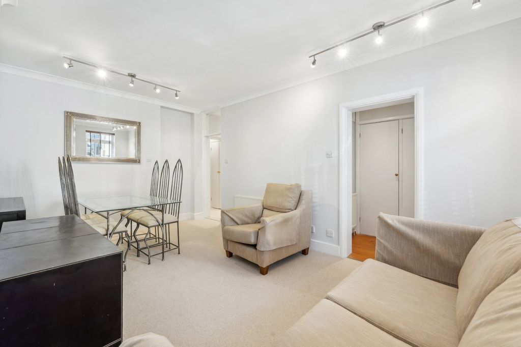 Property photo 3 of 7 Reception Room