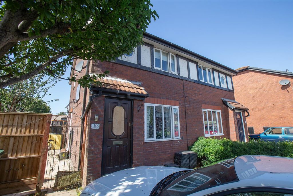 Property photo 1 of 13
