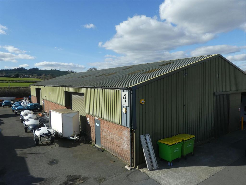 Property photo 2 of 8 Unit 4