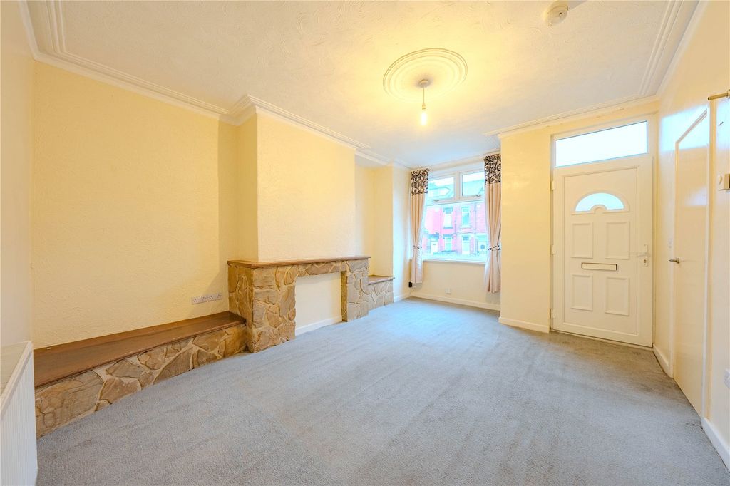 Property photo 2 of 10 Picture No. 02