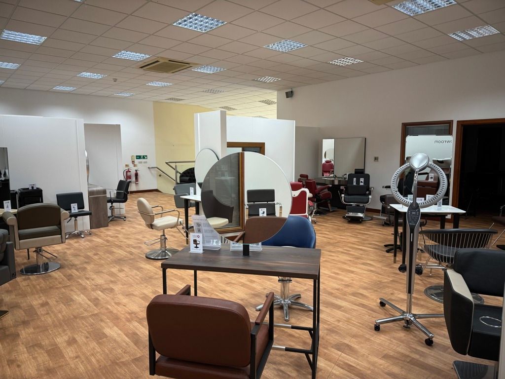 Property photo 3 of 16 Photo 13