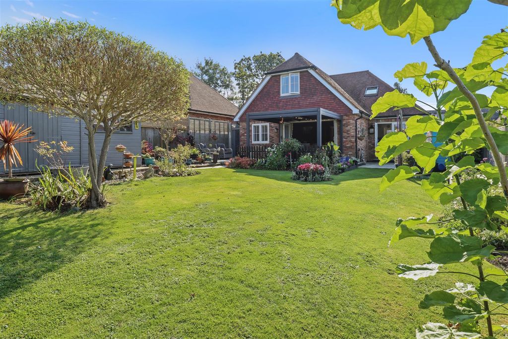 Property photo 1 of 33