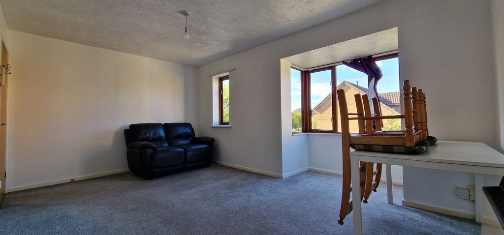 Property photo 3 of 7