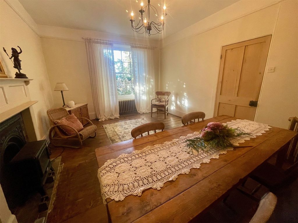 Property photo 2 of 14 Lounge/Dining Room