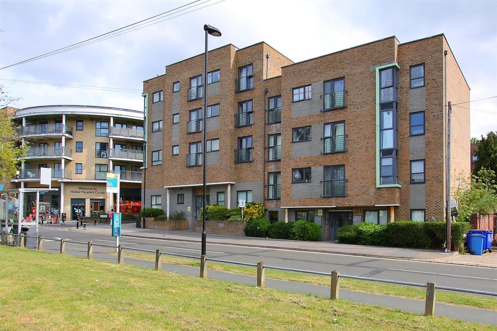 Property photo 1 of 12 Flat 11, 316 Hinkler Road (3).Jpg
