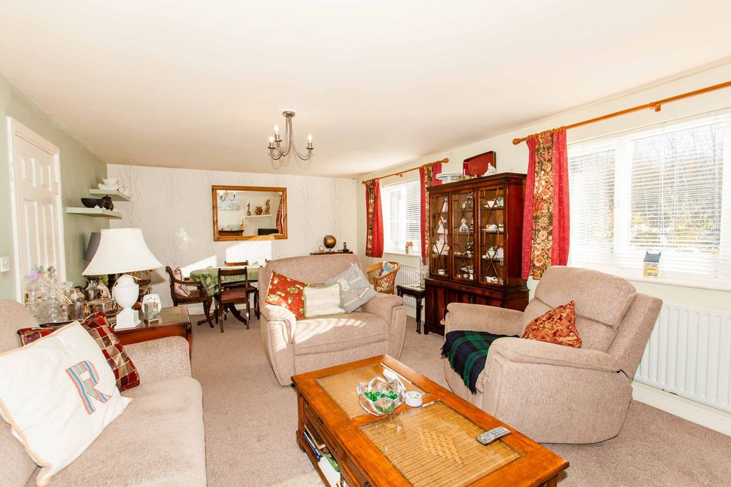 Property photo 3 of 23