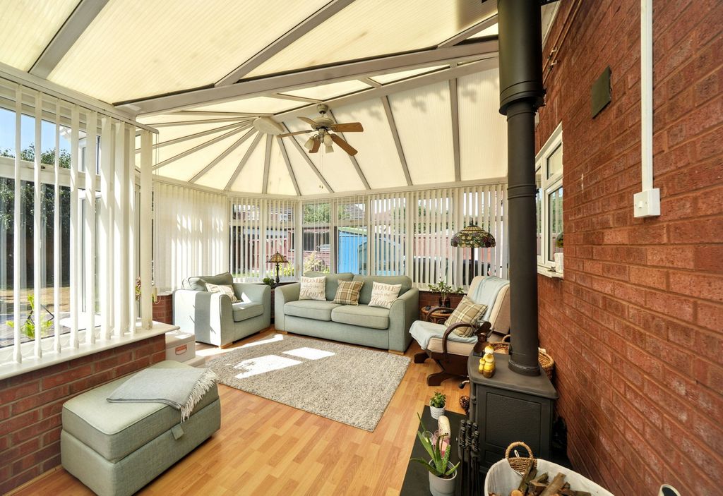 Property photo 3 of 70