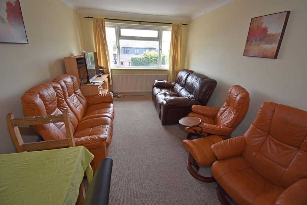 Property photo 2 of 9 Hpr Living Room Diner 2.Jpg