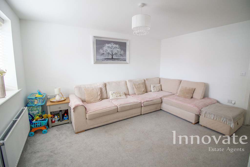 Property photo 2 of 14 Photo 10