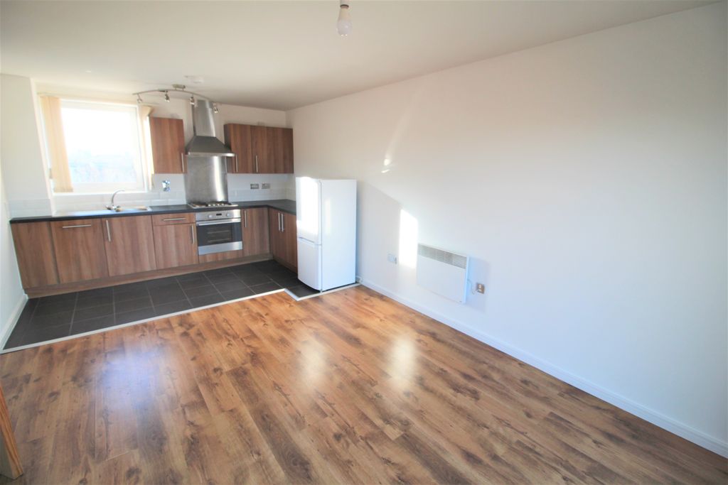 Property photo 2 of 7