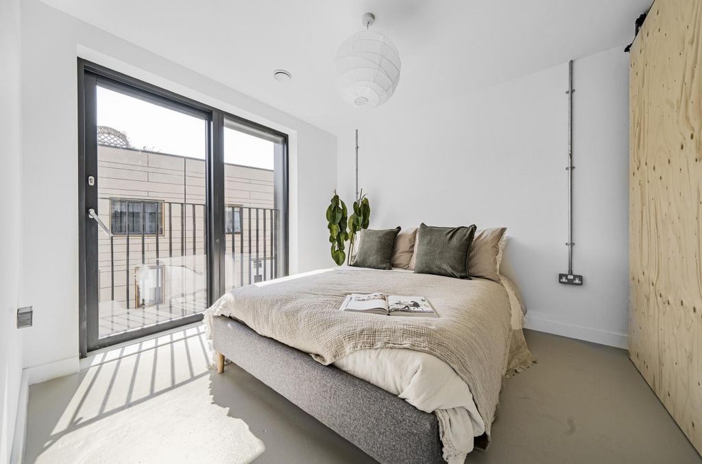 Property photo 1 of 9 Ym4C8_3Bo0Awab6Qdobm5G.Jpg