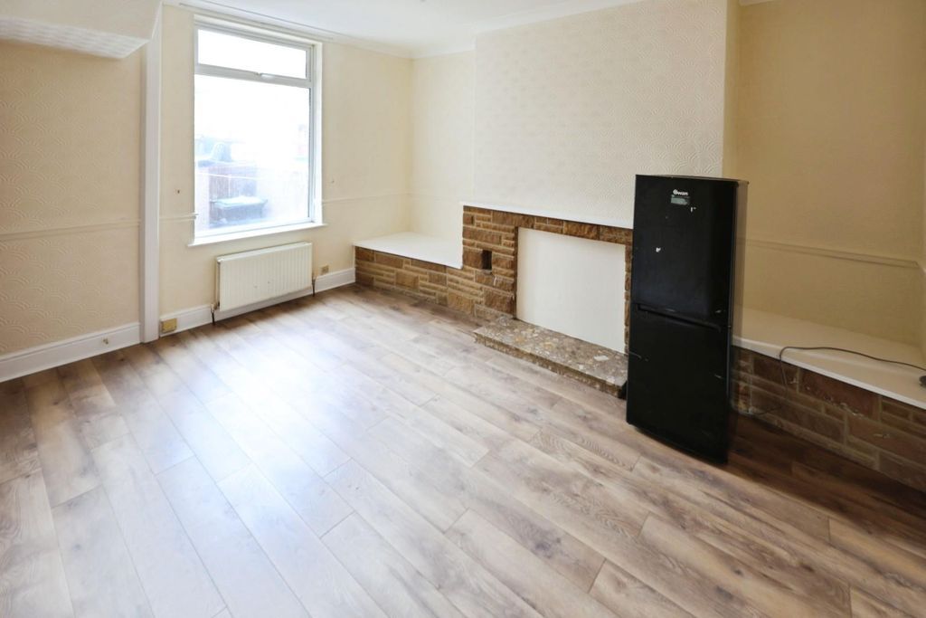 Property photo 2 of 8 57146Ea7-Pk7A3131.Jpg