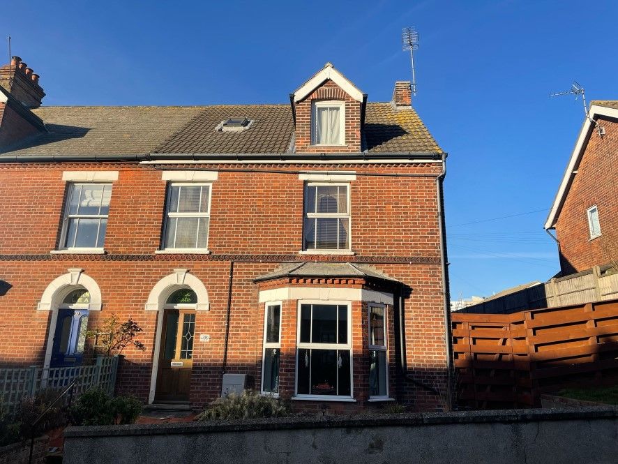 Property photo 1 of 13