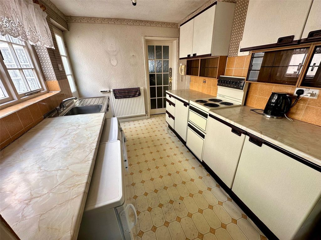 Property photo 3 of 21 Picture No. 03