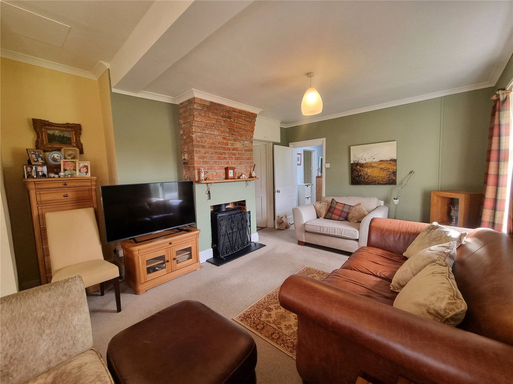 Property photo 3 of 17 Picture No. 09
