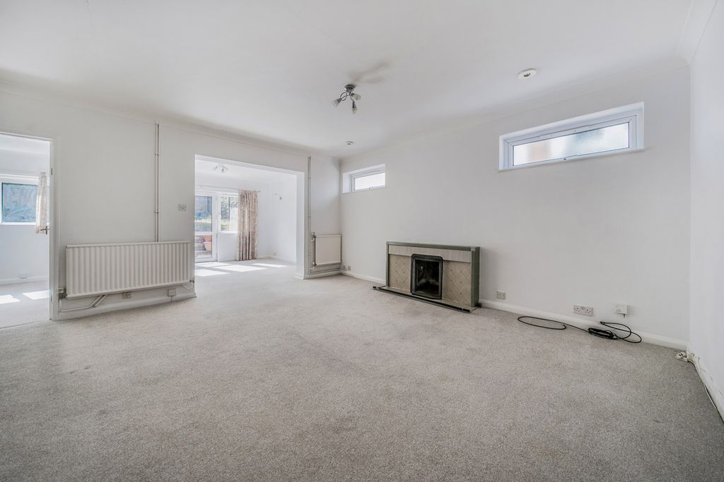 Property photo 2 of 21 15-1345525-18-68A...