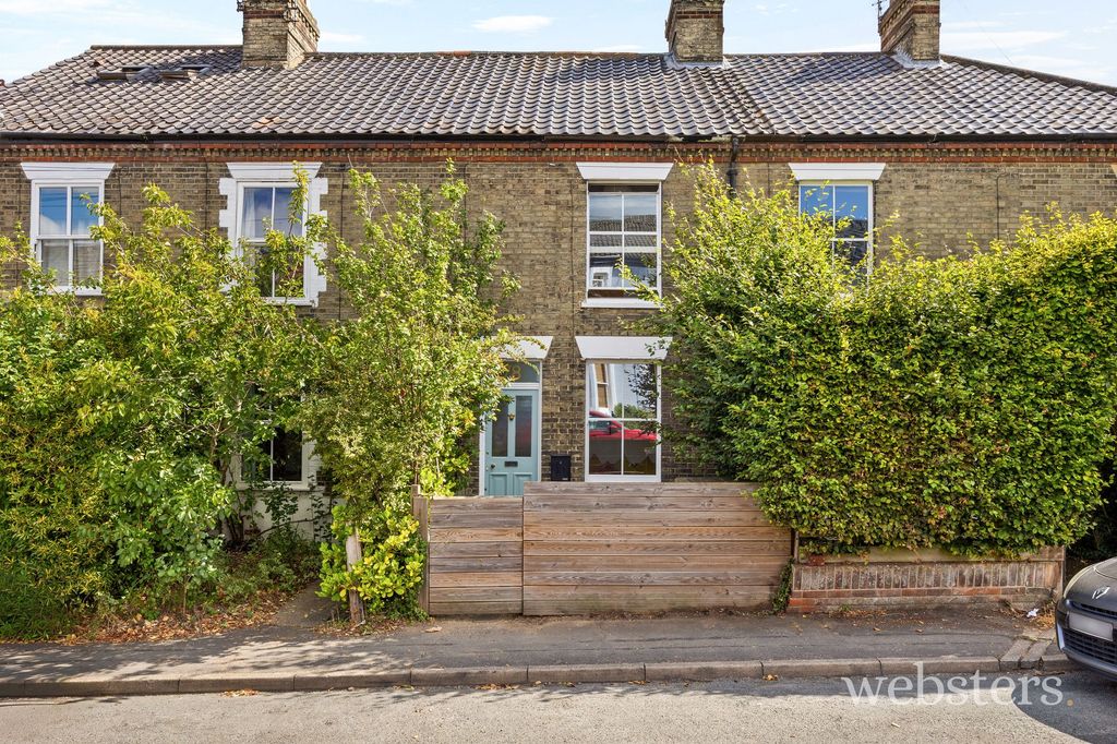 Property photo 1 of 30