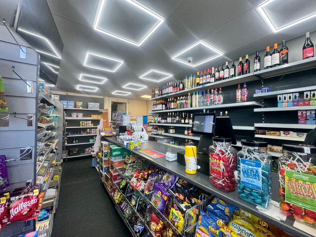 Property photo 3 of 4