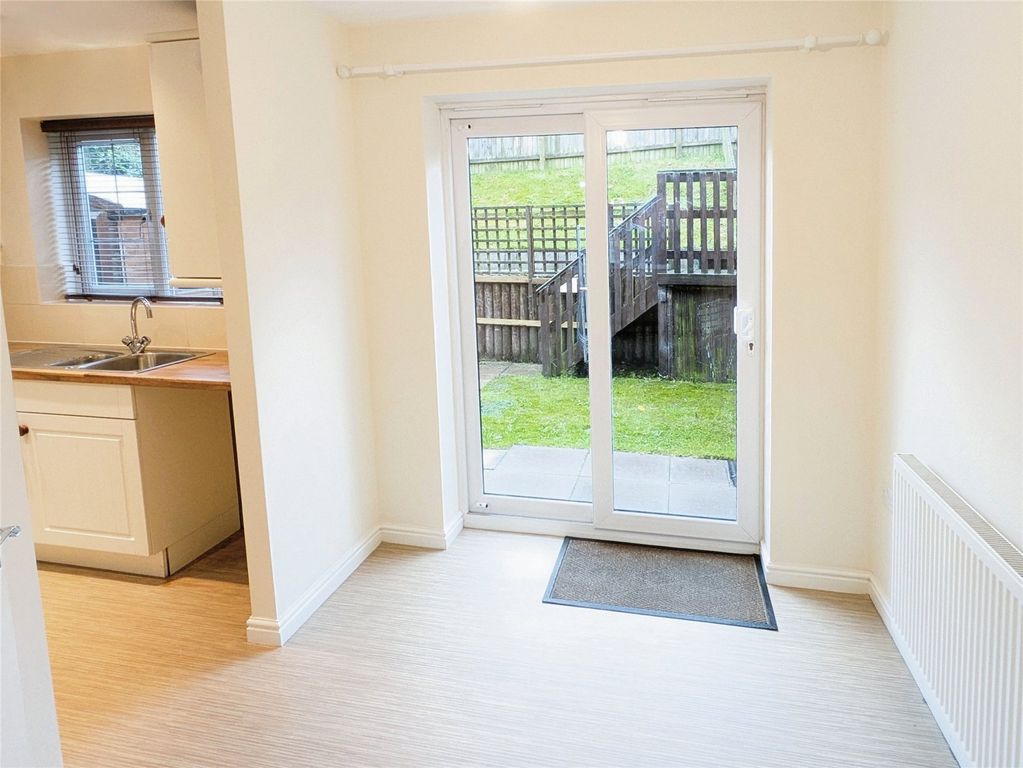 Property photo 3 of 12 Dining Room
