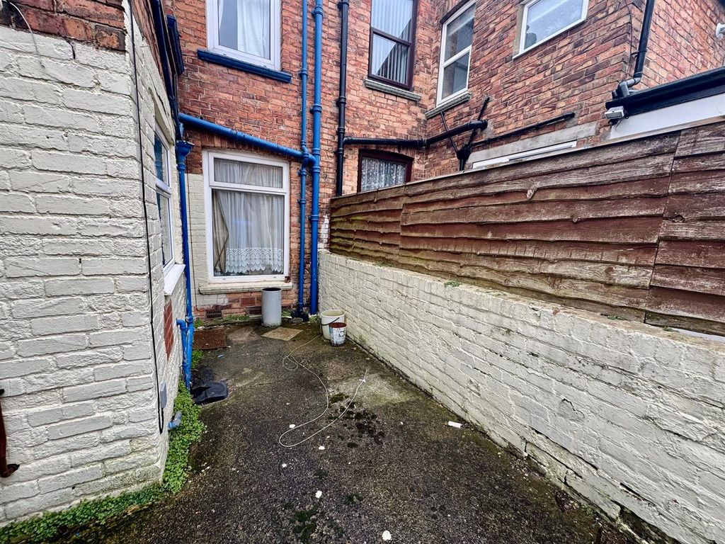 Property photo 2 of 4 Rear 2.Jpg