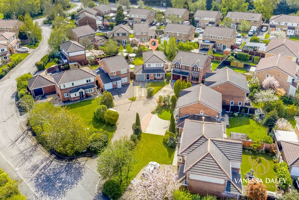 Property photo 1 of 47