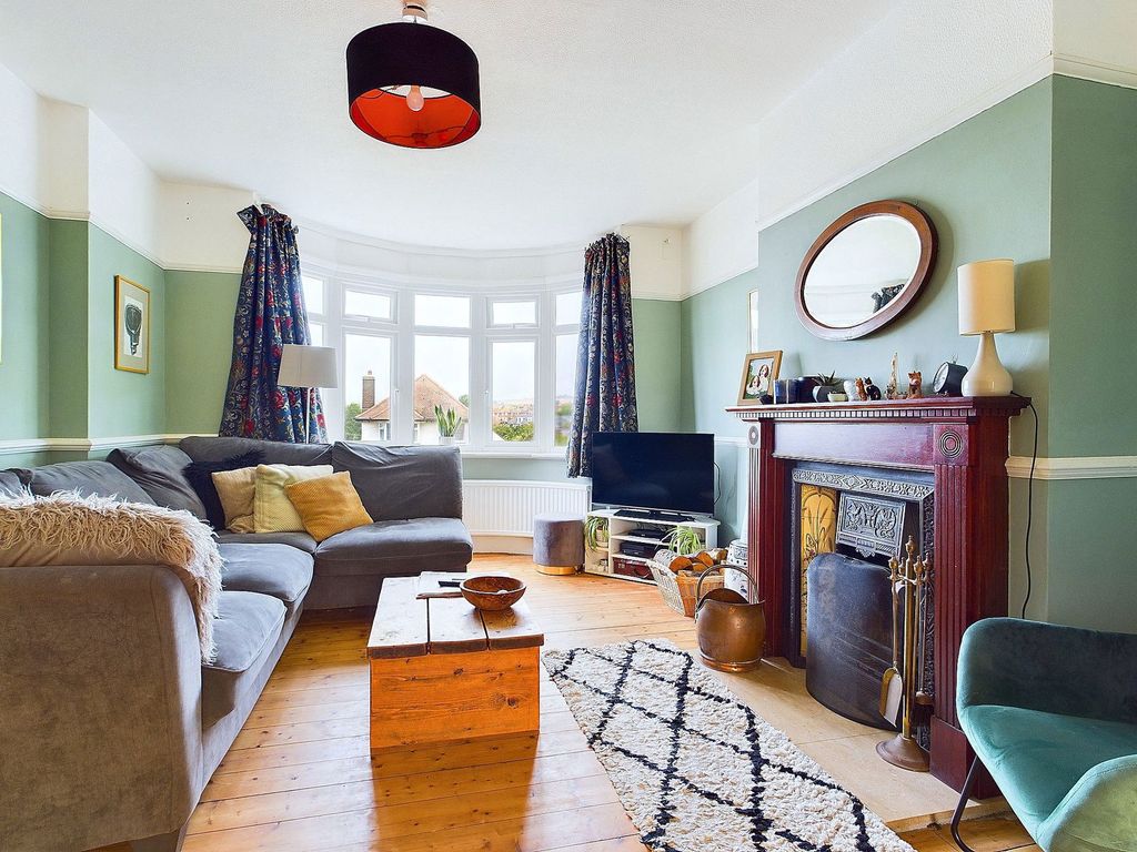 Property photo 2 of 24