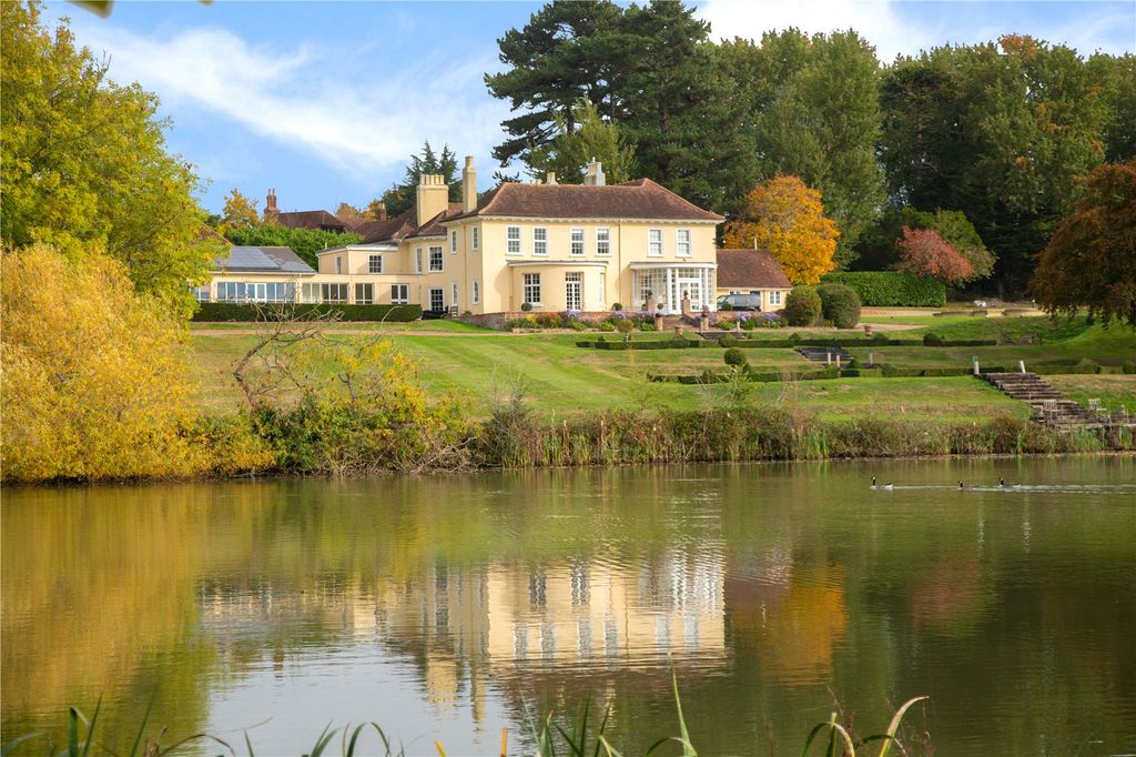 Property photo 2 of 39 Autumn