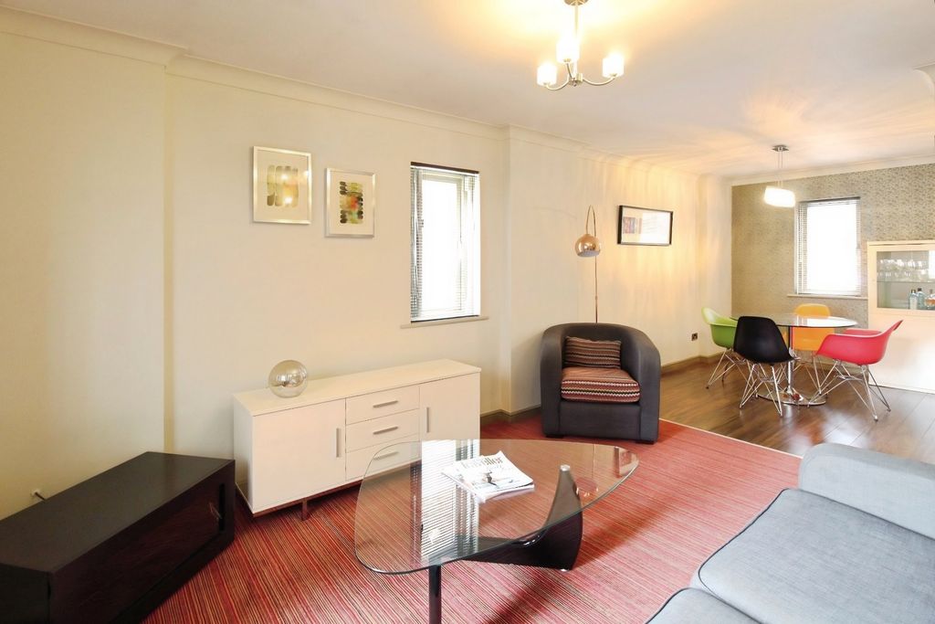 Property photo 2 of 11 Picture No. 23