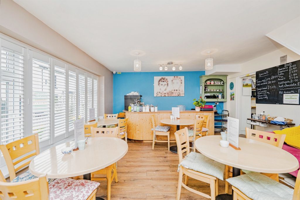 Property photo 3 of 20