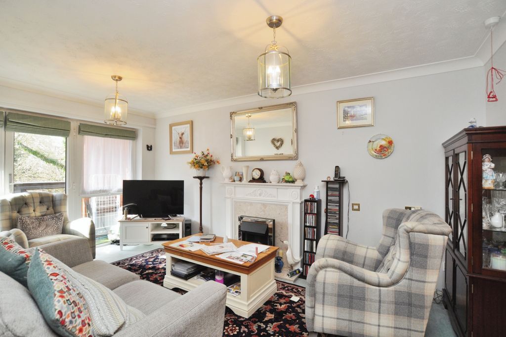 Property photo 3 of 15