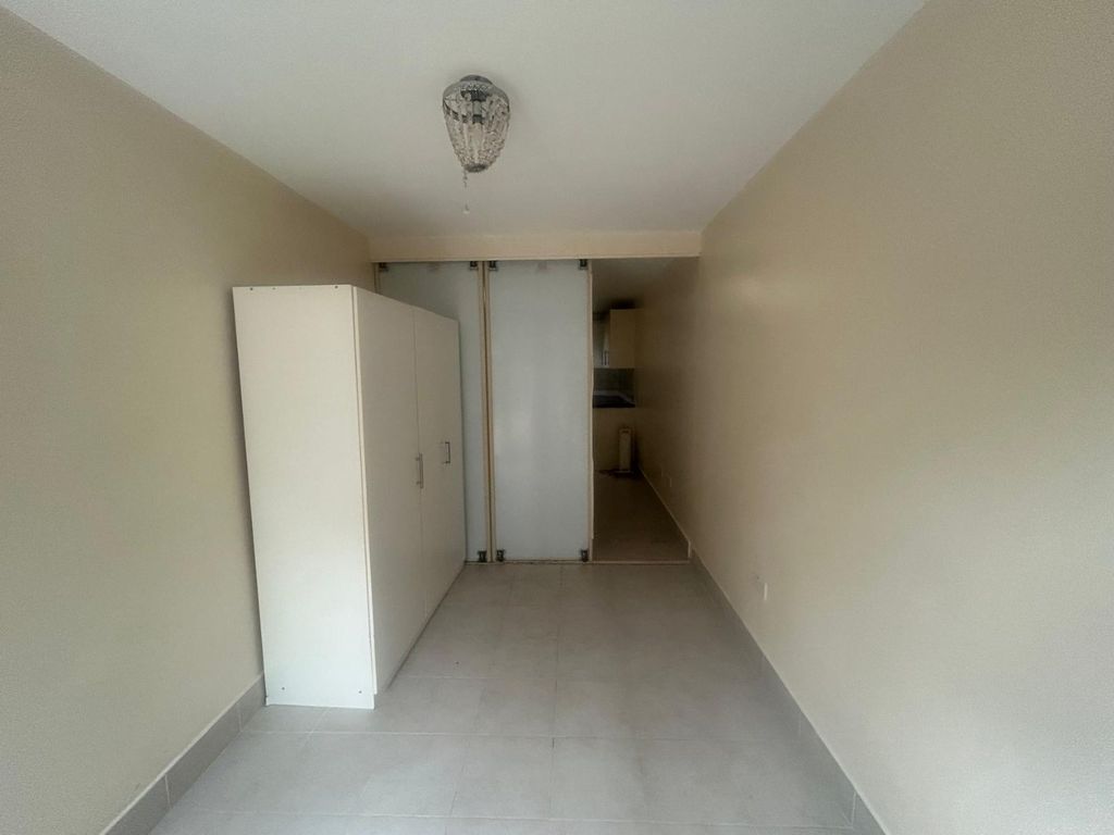 Property photo 3 of 9 4135793